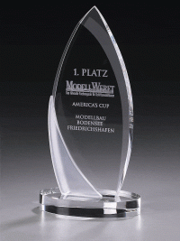 Glastrophäe "Frozen Arrowhead Award" mit Glasgravur
