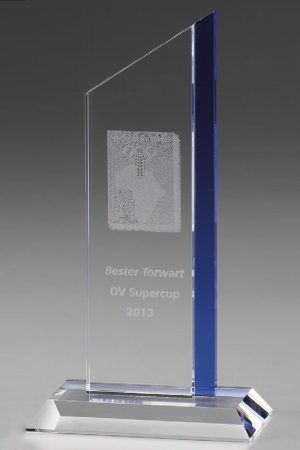 Glastrophäe "Clear Line Award" mit Lasergravur