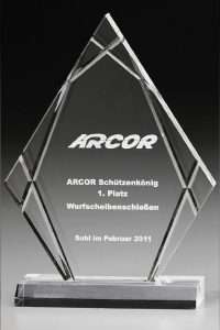 Glaspokal "Elements Peak Award" mit Glasgravur