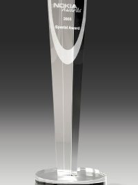 Glaspokal "Crystal Column Award" mit Lasergravur