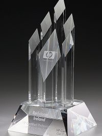 Glastrophäe "Five Star Diamond Award" mit Lasergravur