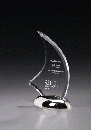 Glastrophäe "Metallicus Catalina Award" mit Glasgravur