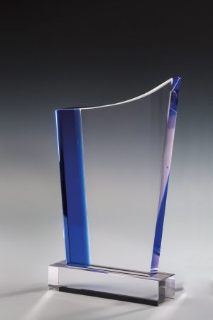 Glastrophäe "Inoa Award" mit Lasergravur