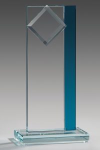 Glastrophäe "Kaira Award" mit Glasgravur