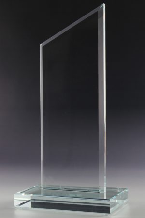 Glastrophäe "Stela Award" mit Glasgravur