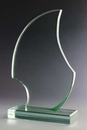 Glaspokal "Unda Award" mit Glasgravur