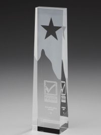 Glastrophäe "Star Obelisk Award" mit Glasgravur