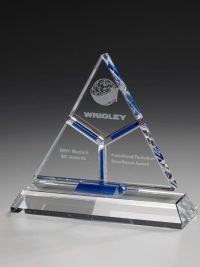 Glaspokal "Summit Award" mit Glasgravur