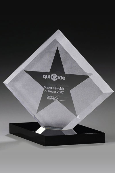 glaswert-star-obelisk-trophy