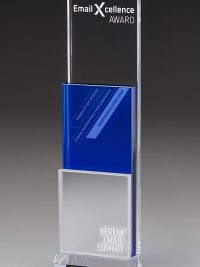 Glaspokal "Tempus Award" mit Glasgravur