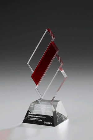 Acrylpokal "Ignis Dignitas Award" mit einer Lasergravur