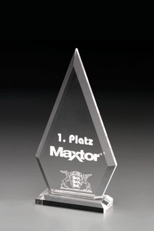 Glaspokal "Pentagon Award" mit Lasergravur