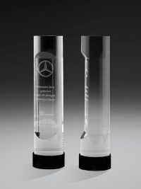 Glaspokal "Victory Tower Award" mit Lasergravur