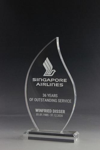Glaspokale, Awards, Gravur, Awards gravieren, Glaspokal mit Gravur, Lasergravur, Acryglastrophäe, Pokal mit Lasergravur, Awards mit Lasergravur, 