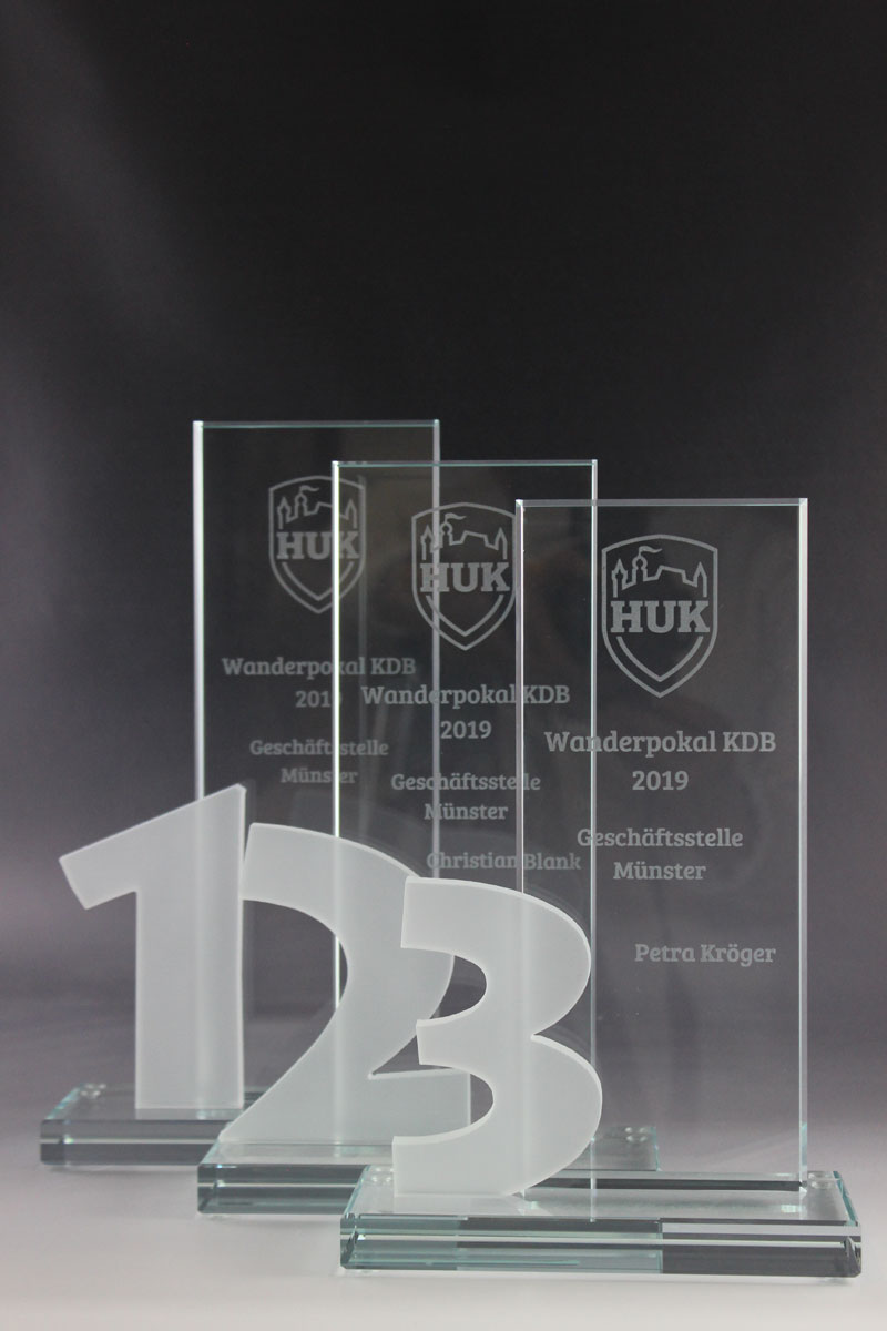 Glastrophäen mit Lasergravur