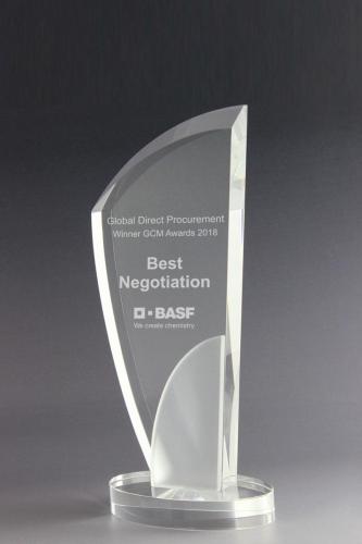 Glastrophäe mit Lasergravur