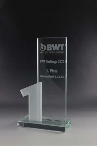Glastrophäe mit Lasergravur