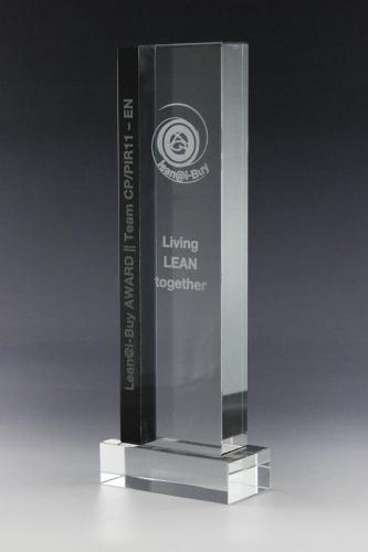 Glastrophäe mit einer Lasergravur