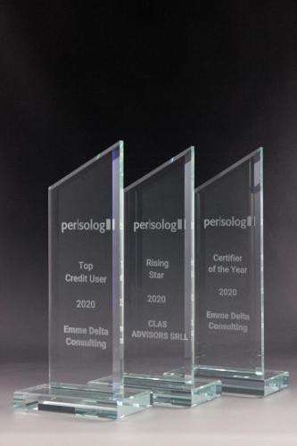 Glastrophäe mit Lasergravur