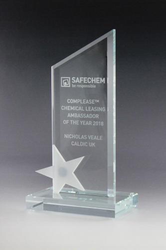 Glastrophäe mit Lasergravur