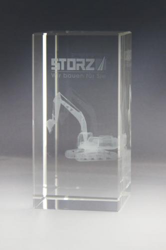 Glastrophäe mit 3D-Lasergravur