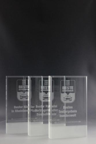 Glastrophäen mit Lasergravur