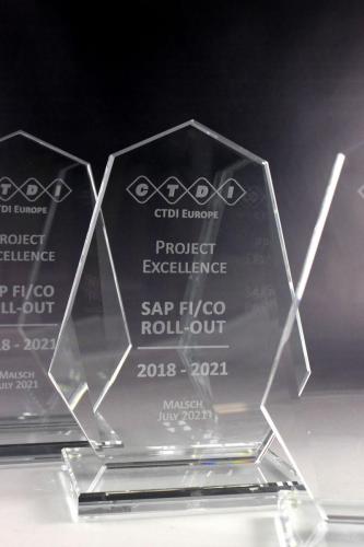 Glastrophäen mit einer Lasergravur